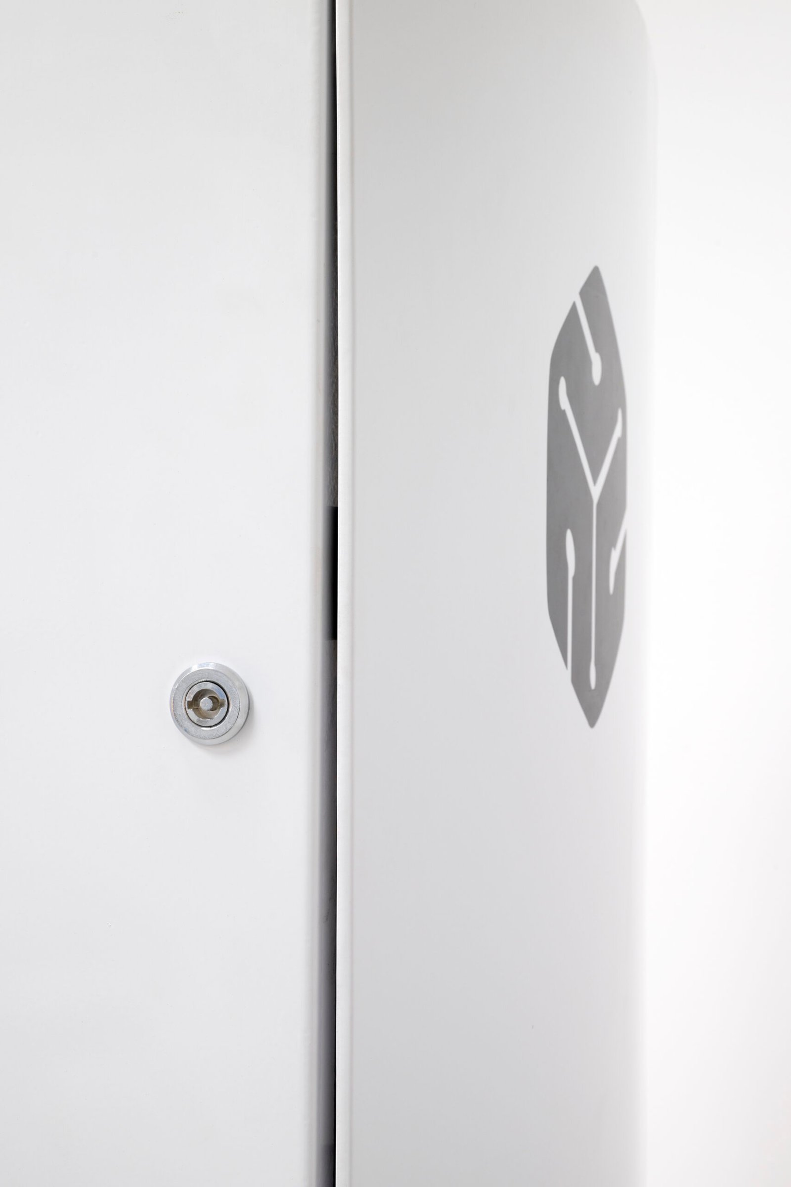 SunBox Split Phase Series 10.0 SISTEMA ALL IN ONE INVERSOR PROTECCIONES Y BATERIAS 2OKWH HS 8504.40.90.90 - Imagen 10