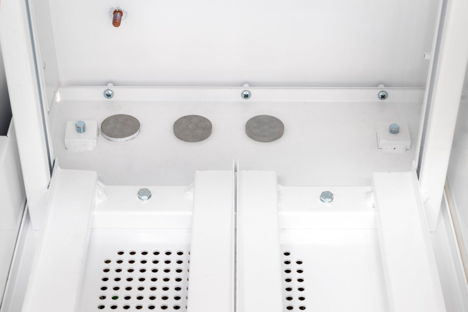 SunBox Split Phase Series 10.0 SISTEMA ALL IN ONE INVERSOR PROTECCIONES Y BATERIAS 2OKWH HS 8504.40.90.90 - Imagen 4