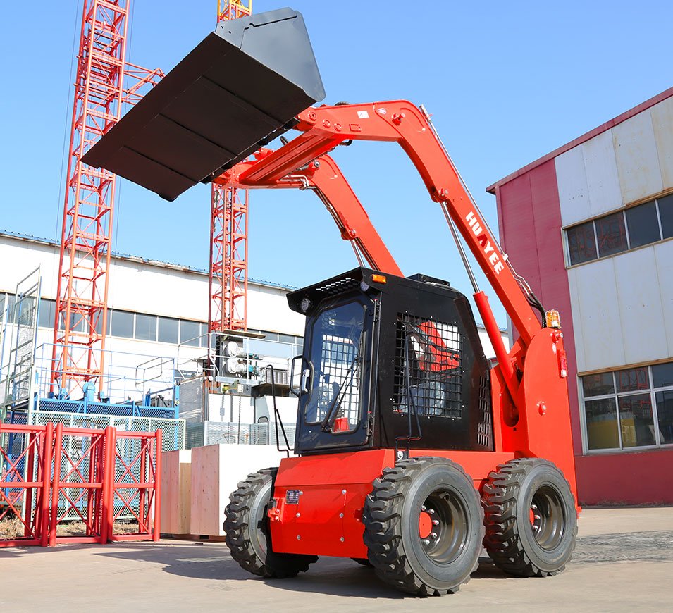 HJC100 MINI CARGADOR ESTILO BOBCAT DE 3 PALAS 1200KG 100HP 842951